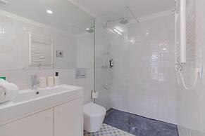 Youropo - The Tower 4T