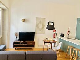 Youropo - The Tower 5F