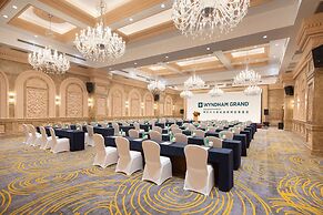 Wyndham Grand Zhaoqing Downtown