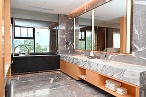 Wyndham Grand Zhaoqing Downtown