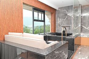 Wyndham Grand Zhaoqing Downtown