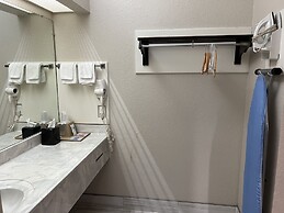 Scott Inn Suites - Downtown Houston