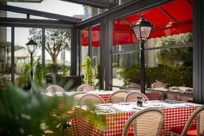 Le Méridien City Center, Doha