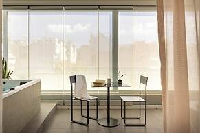 The Newel Metaxourgeio