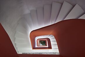 The Newel Metaxourgeio