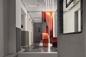 The Newel Metaxourgeio