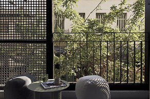 The Newel Metaxourgeio