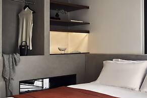 The Newel Metaxourgeio