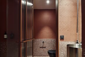 The Newel Metaxourgeio