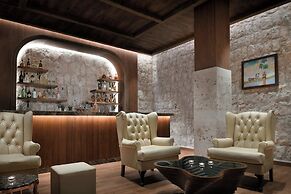 Al Samriya, Autograph Collection