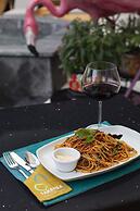 Saranda Boutique Hotel