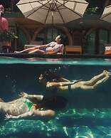 Saranda Boutique Hotel