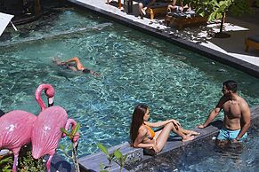 Saranda Boutique Hotel