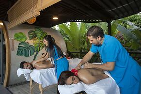 Saranda Boutique Hotel