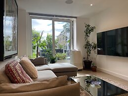 Chelsea Pad by condokeeper