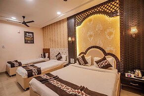 HOTEL RAJWADA RESORT