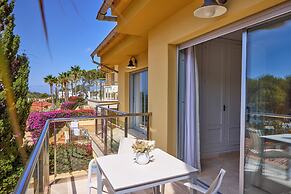 Universal Aquamarin Beach Houses