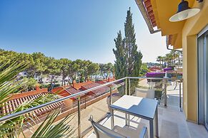 Universal Aquamarin Beach Houses