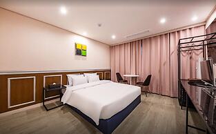 Grace Hotel
