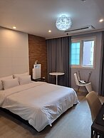 Grace Hotel