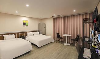 Grace Hotel