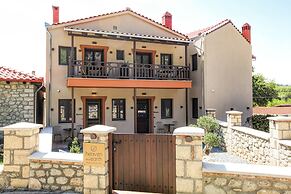 Meteora Heaven and Earth Kastraki - Adults Only