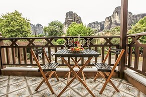 Meteora Heaven and Earth Kastraki - Adults Only