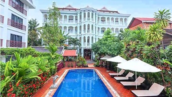 Tan Sokchea Boutique