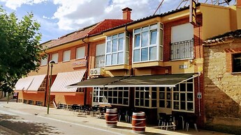 Hotel Hostal Restaurante La Buena Villa by Vivere Stays, Burgos, Spain ...