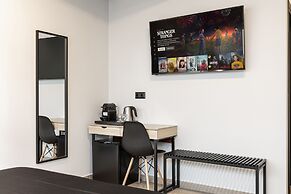 Ermoo Athens Modern Living