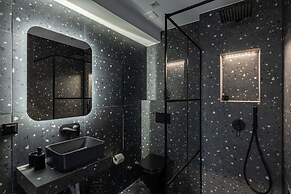 Ermoo Athens Modern Living