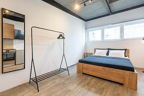 Ermoo Athens Modern Living