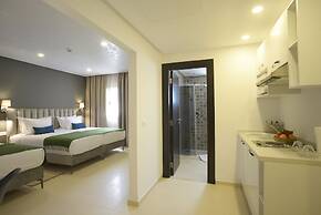 Maia Hotel Suites