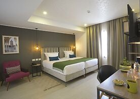 Maia Hotel Suites