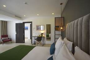 Maia Hotel Suites