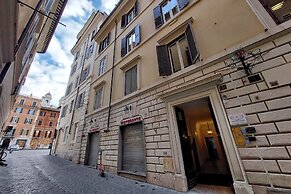 HELMIRAGE PIAZZA DI SPAGNA SUITE