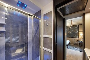 HELMIRAGE PIAZZA DI SPAGNA SUITE