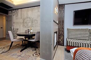 HELMIRAGE PIAZZA DI SPAGNA SUITE