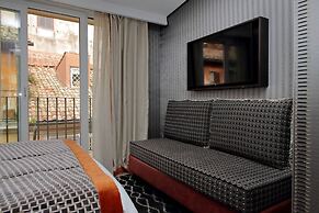 HELMIRAGE PIAZZA DI SPAGNA SUITE