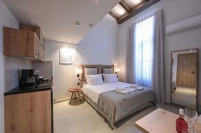 Marea Boutique Suites
