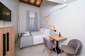Marea Boutique Suites