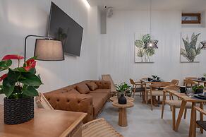 Marea Boutique Suites