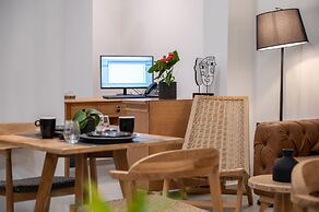 Marea Boutique Suites