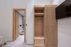 Marea Boutique Suites