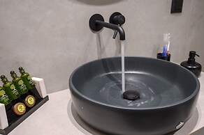 Marea Boutique Suites