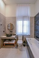 Marea Boutique Suites