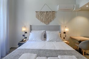 Marea Boutique Suites