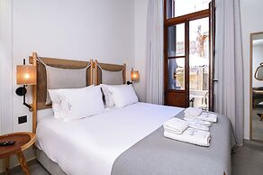 Marea Boutique Suites