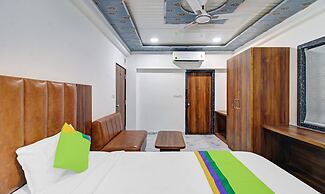 Treebo Hotel Rk Inn, Railway Station