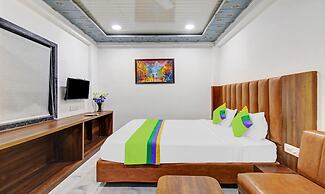 Treebo Hotel Rk Inn, Railway Station